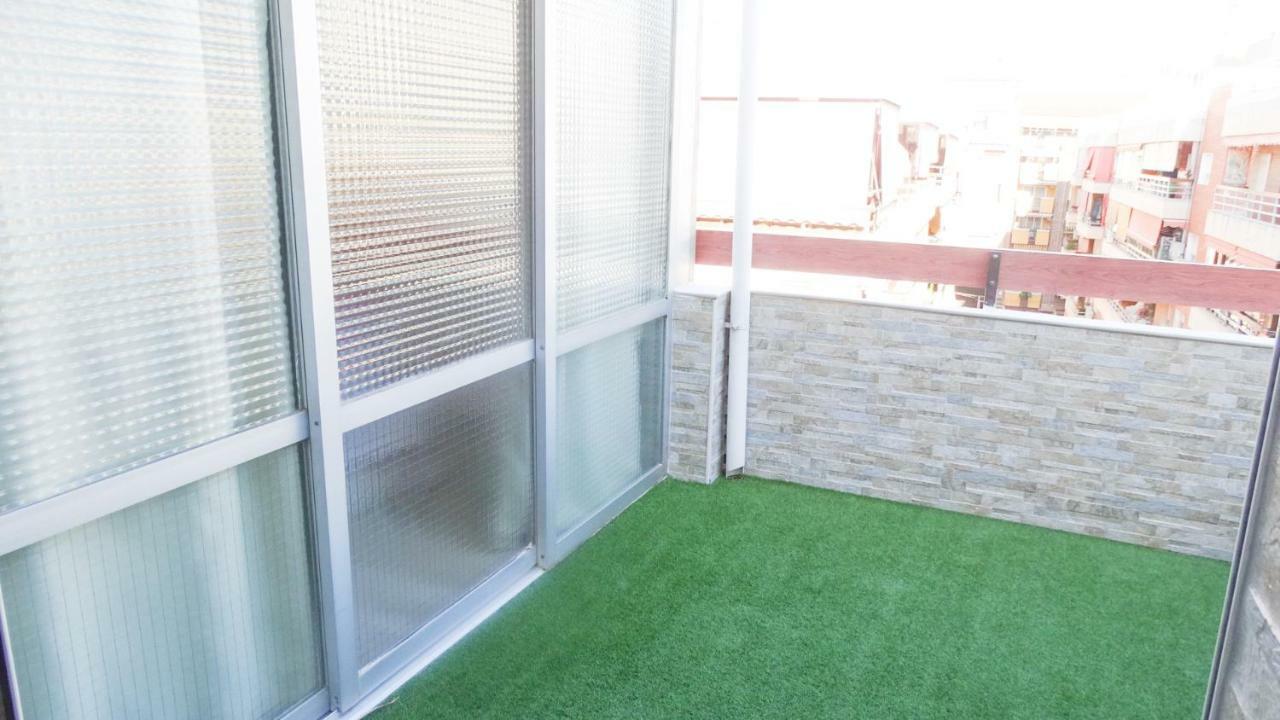 Atico Centro Almendros Trg Apartment Benidorm Luaran gambar