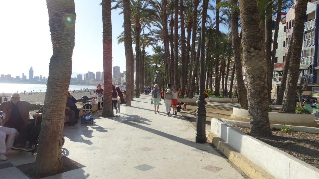 Atico Centro Almendros Trg Apartment Benidorm Luaran gambar