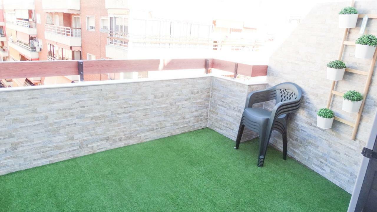 Atico Centro Almendros Trg Apartment Benidorm Luaran gambar